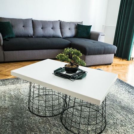 Tania Apartament 오라데아 외부 사진
