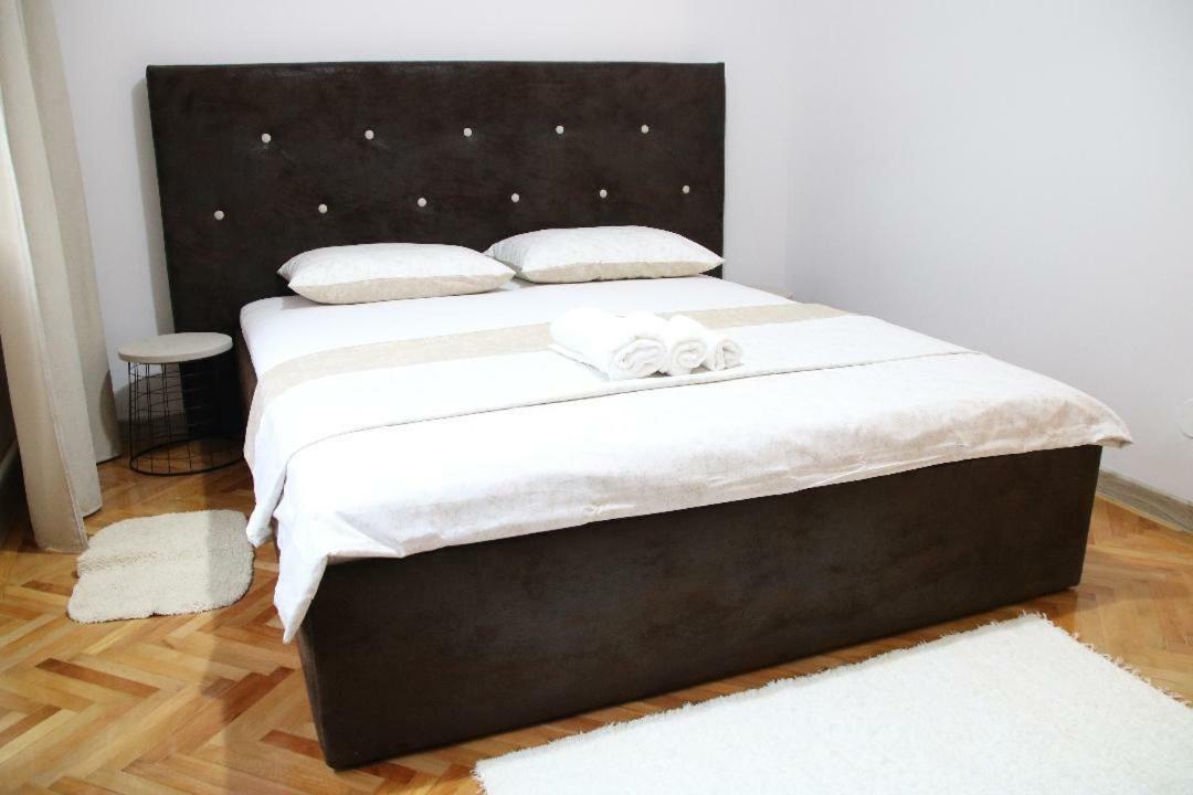 Tania Apartament 오라데아 외부 사진