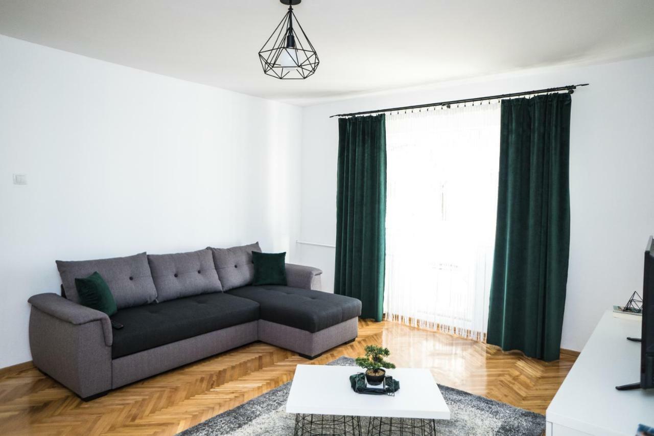 Tania Apartament 오라데아 외부 사진